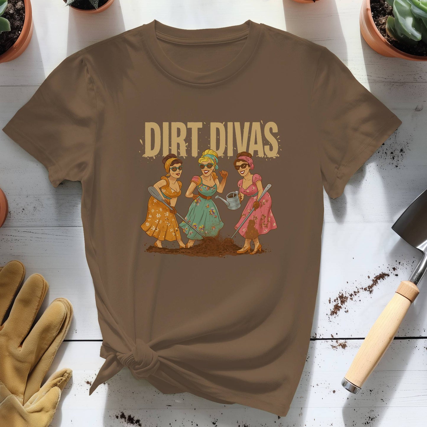Dirt Divas Tee