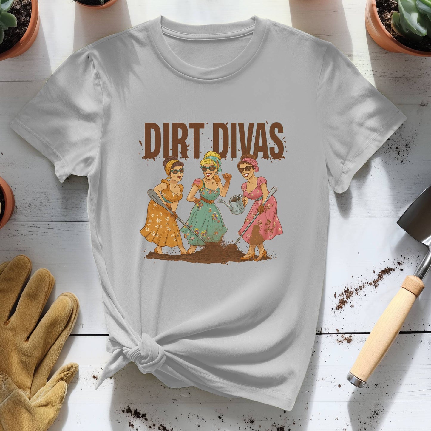 Dirt Divas Tee