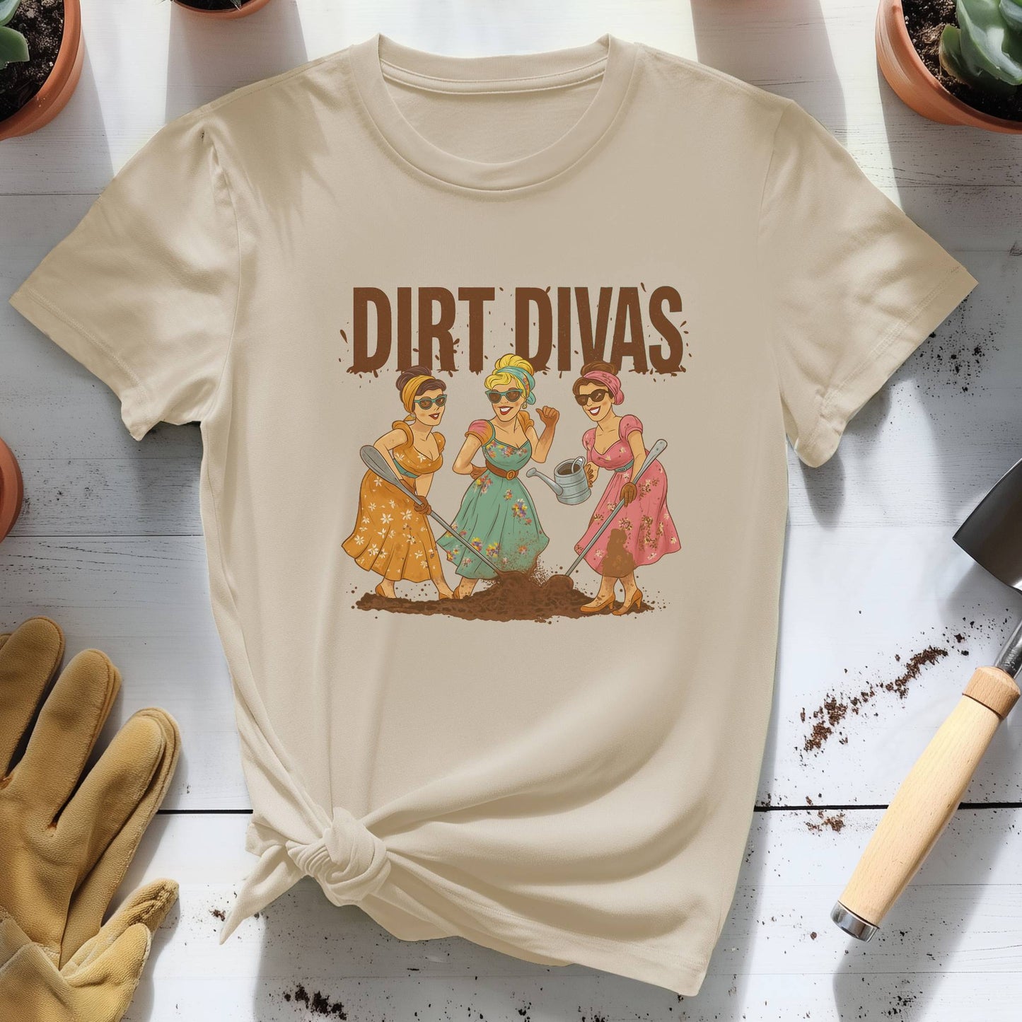 Dirt Divas Tee